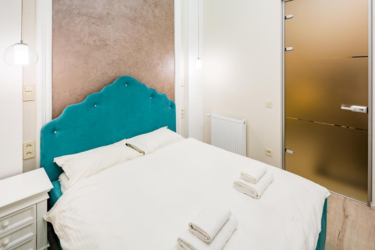 Leogrand Deluxe Apartments On Doroshenka 17 Lviv Dış mekan fotoğraf